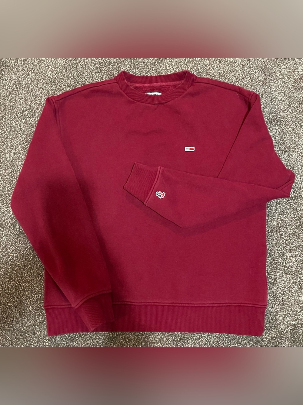 Tommy Hilfiger (Tommy Jeans) Men's Reddish Burgundy Crewneck Sweatshirt